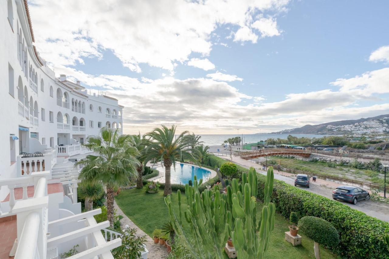 Estela Maris Nerja Luaran gambar